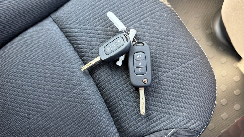 Renault Trafic Lwb Diesel LL30 Blue dCi 150 Extra [Safety] Van